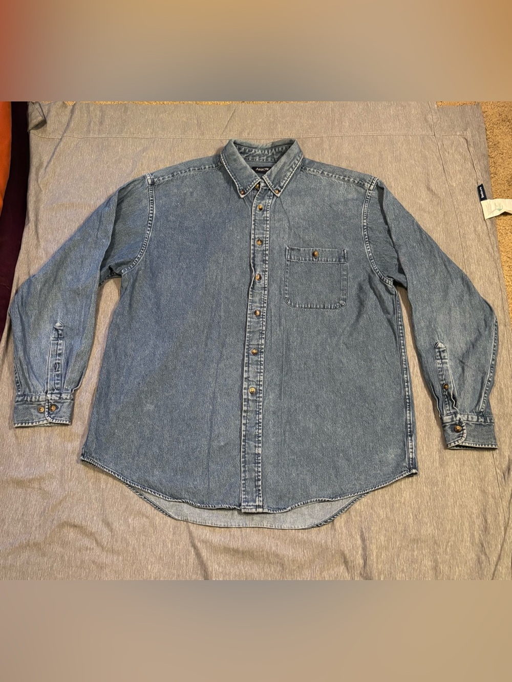 Arrow Men’s Vintage Denim Button-Down Long Line Shirt - Light Blue